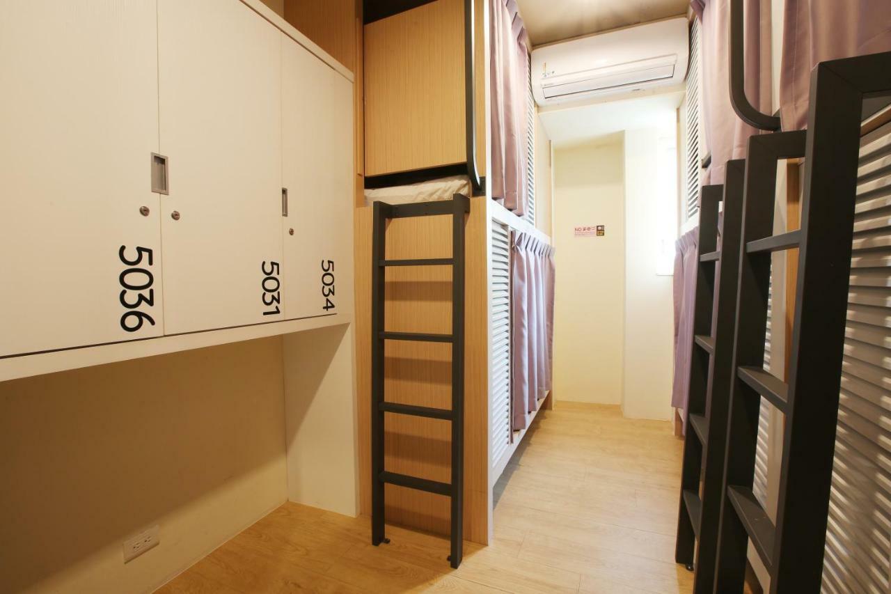 Loosha Hostel Taichung Esterno foto