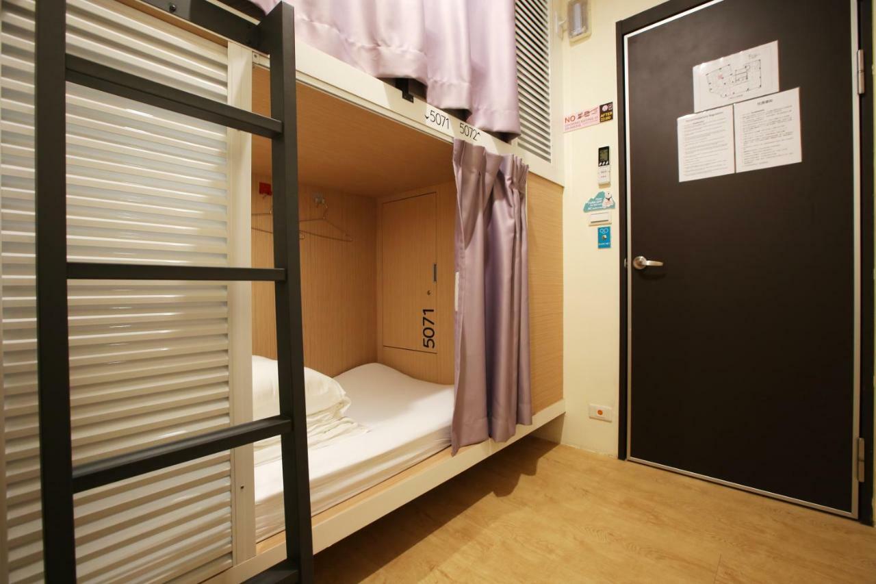 Loosha Hostel Taichung Esterno foto
