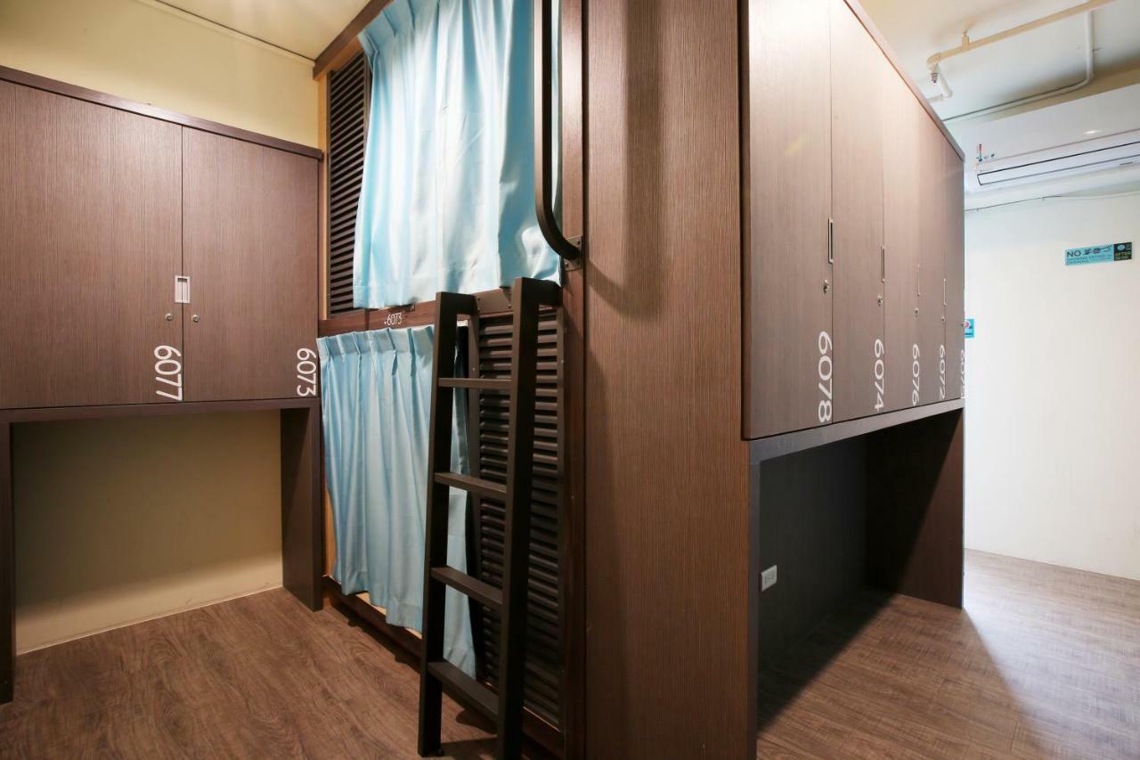 Loosha Hostel Taichung Esterno foto