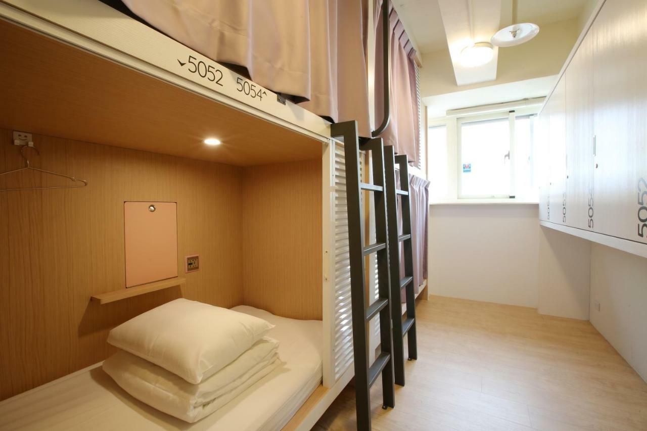 Loosha Hostel Taichung Esterno foto
