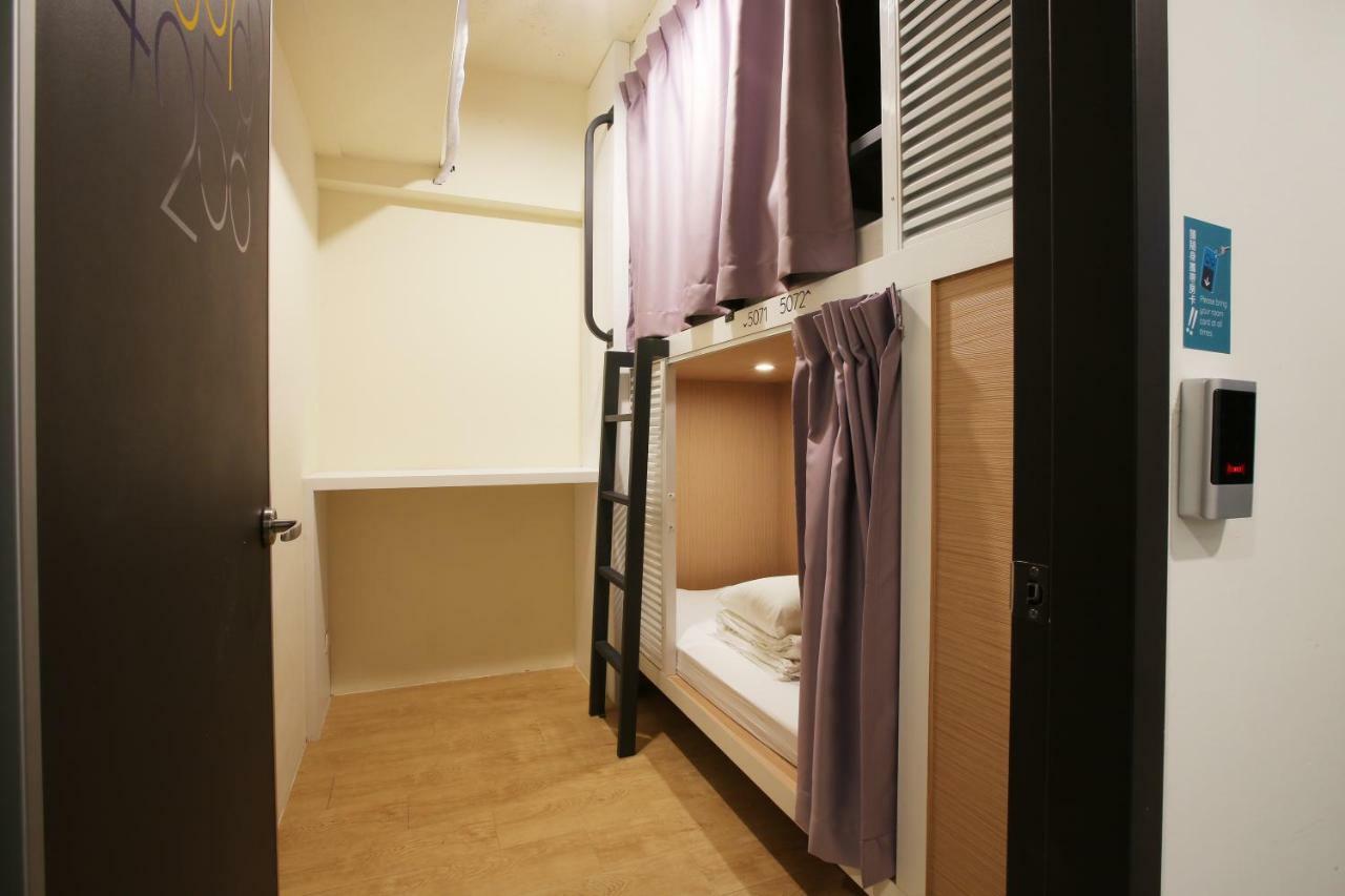 Loosha Hostel Taichung Esterno foto