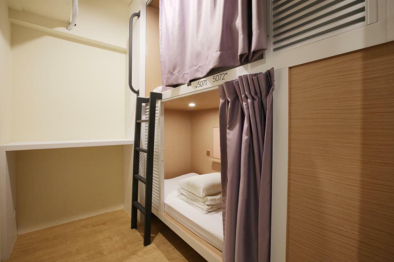 Loosha Hostel Taichung Esterno foto