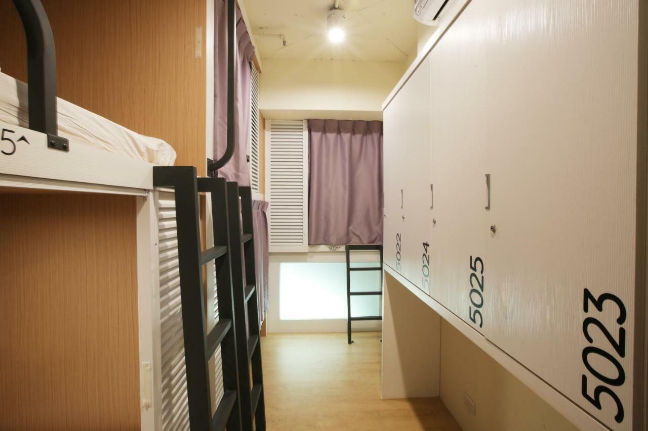 Loosha Hostel Taichung Esterno foto