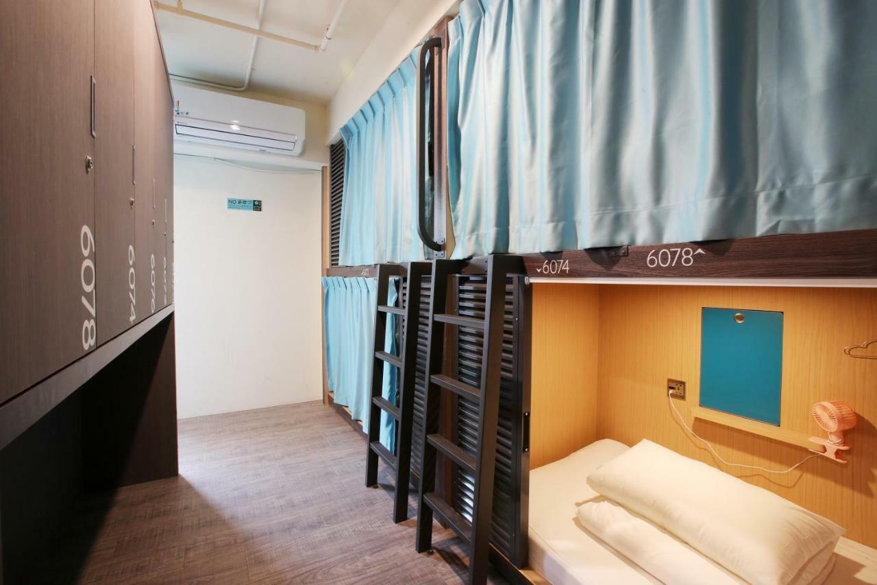 Loosha Hostel Taichung Esterno foto