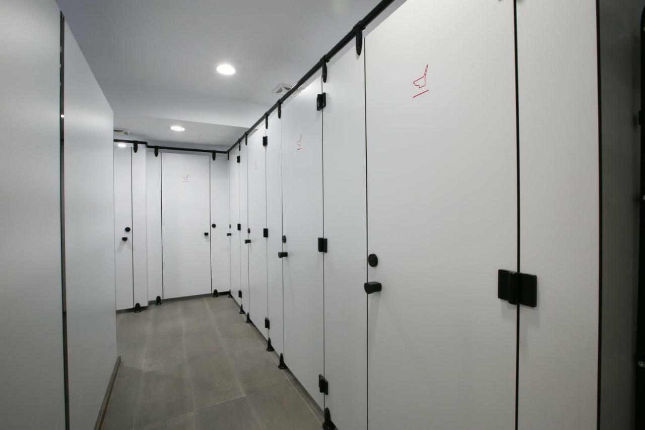 Loosha Hostel Taichung Esterno foto