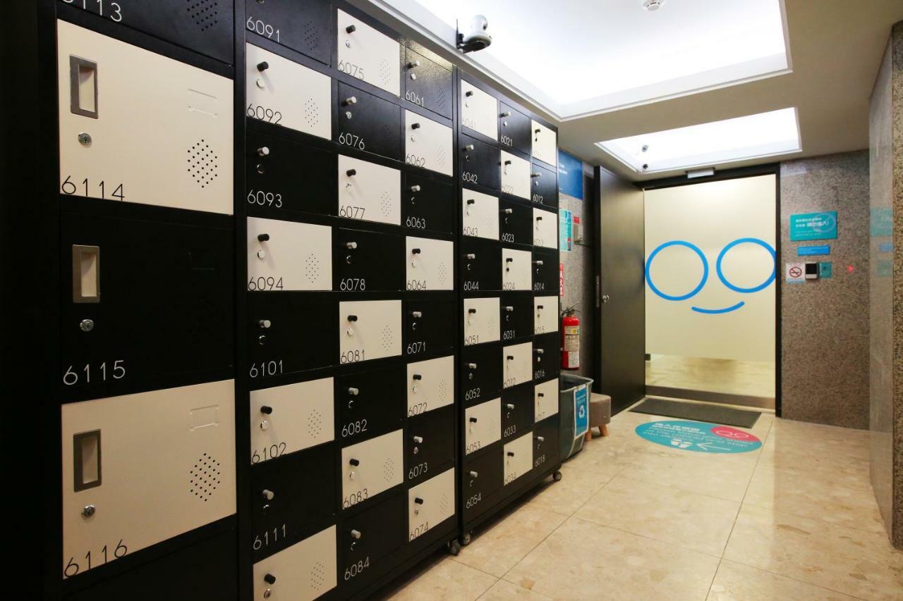 Loosha Hostel Taichung Esterno foto